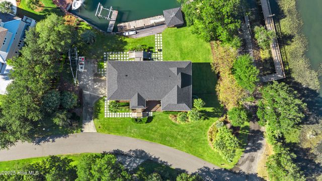 808 Inlet View Drive, Wilmington, NC 28409