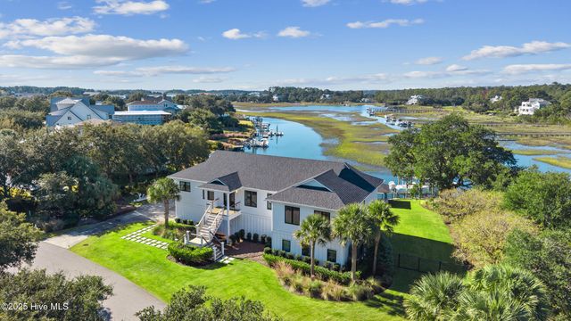 808 Inlet View Drive, Wilmington, NC 28409