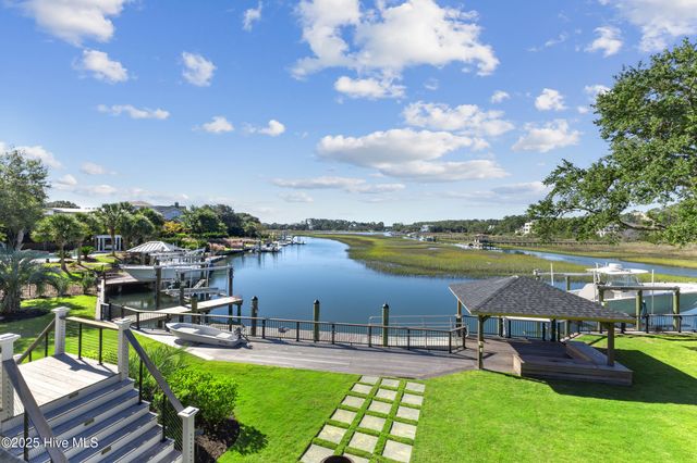 808 Inlet View Drive, Wilmington, NC 28409