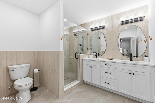 808 Inlet View Drive, Wilmington, NC 28409