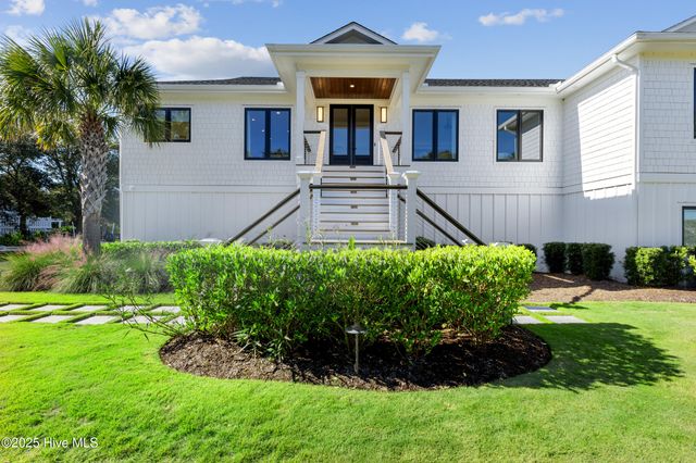 808 Inlet View Drive, Wilmington, NC 28409