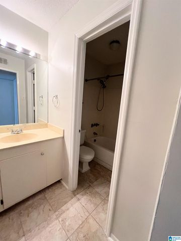 3350 ALTAMONT ROAD, Birmingham, AL 35209