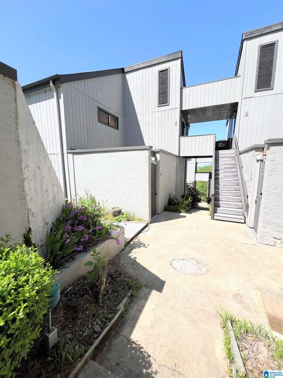 3350 ALTAMONT ROAD, Birmingham, AL 35209