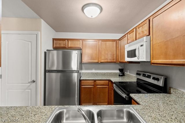 2111 Jetty Rock Drive 102, Las Vegas, NV 89128