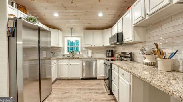 790 Lakeside Drive, Blairsville, GA 30512