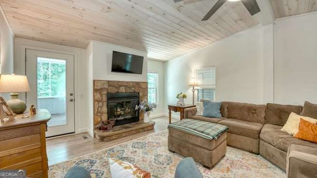 790 Lakeside Drive, Blairsville, GA 30512