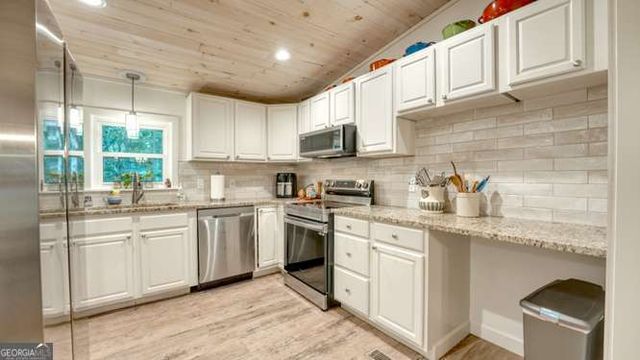 790 Lakeside Drive, Blairsville, GA 30512