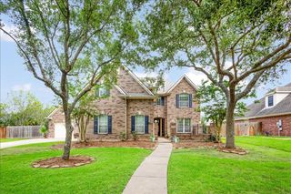 2902 Autumn Crest Drive, Friendswood, TX 77546