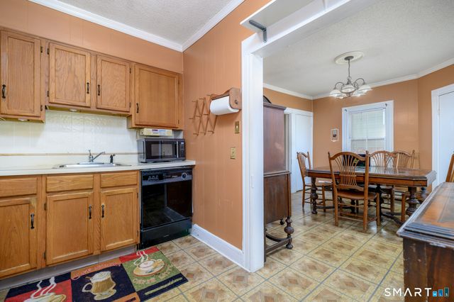 13 Hazel Street, Stamford, CT 06902