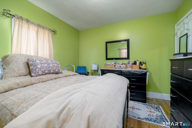 13 Hazel Street, Stamford, CT 06902