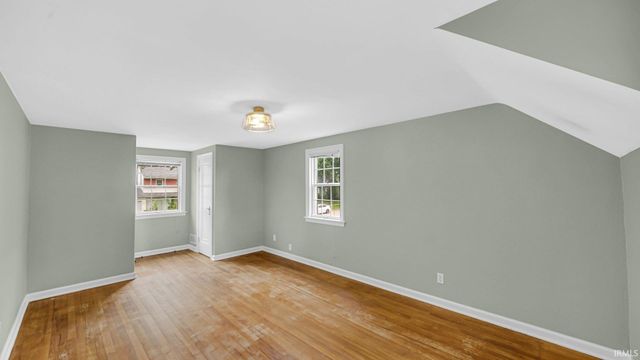 917 W Lawrence Street, Mishawaka, IN 46545