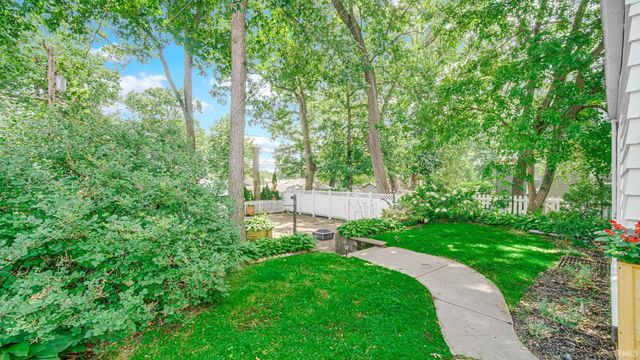 917 W Lawrence Street, Mishawaka, IN 46545