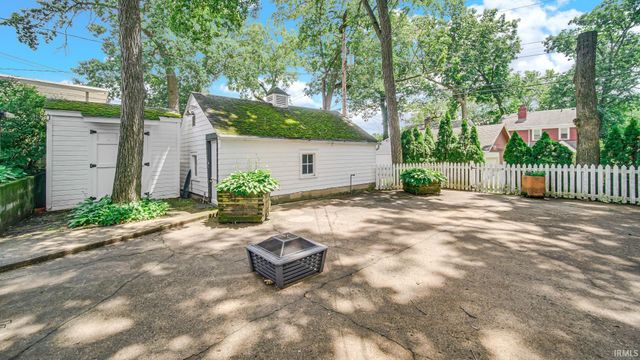917 W Lawrence Street, Mishawaka, IN 46545