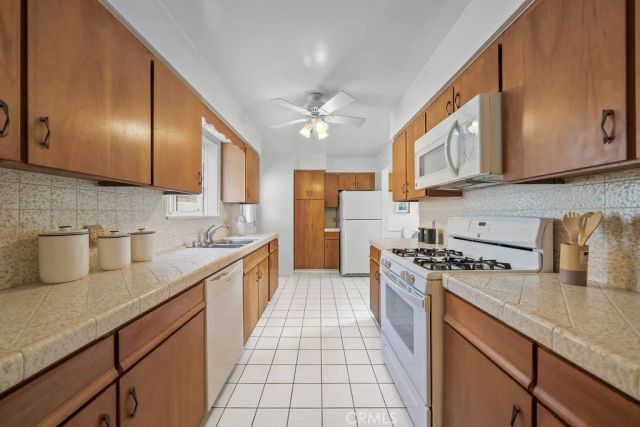 1135 Coronet, Pasadena, CA 91107