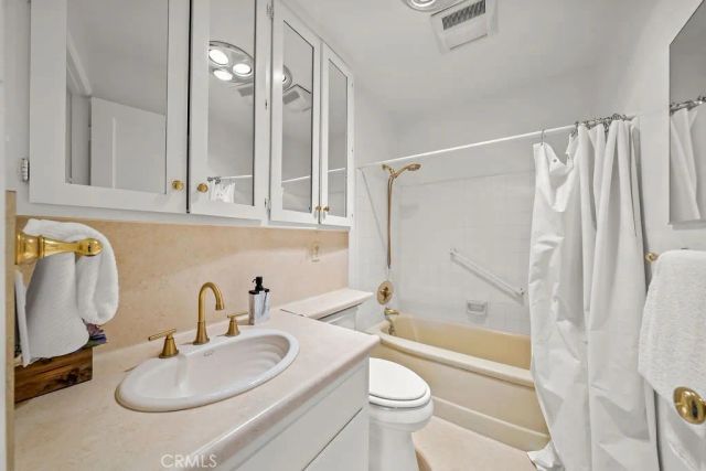 1135 Coronet, Pasadena, CA 91107