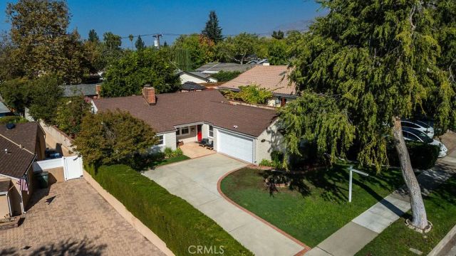 1135 Coronet, Pasadena, CA 91107