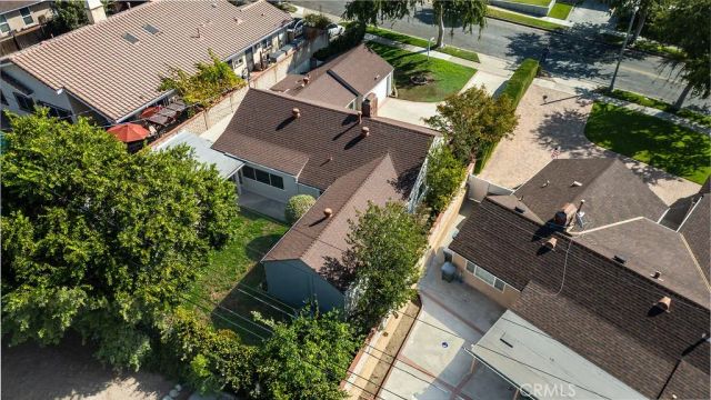 1135 Coronet, Pasadena, CA 91107