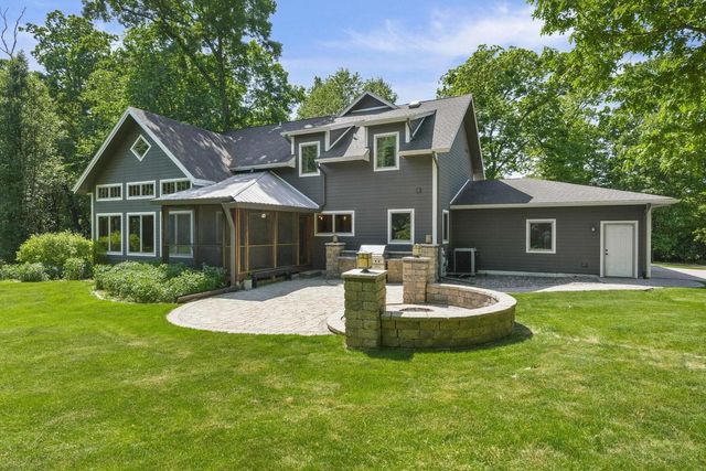 4203 Sunset Ridge, Cottage Grove, WI 53527