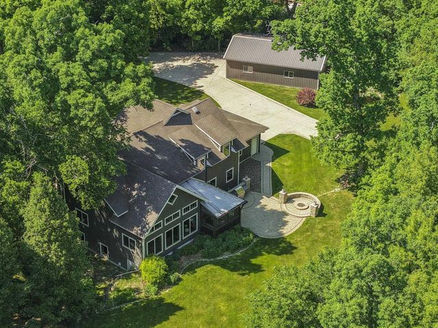 4203 Sunset Ridge, Cottage Grove, WI 53527