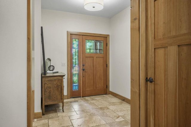 4203 Sunset Ridge, Cottage Grove, WI 53527