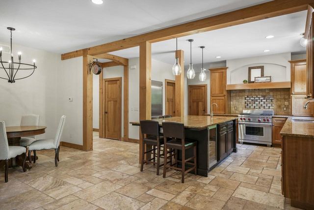 4203 Sunset Ridge, Cottage Grove, WI 53527