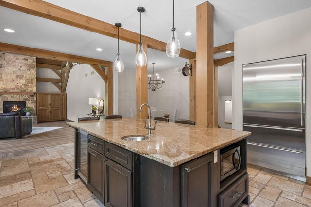 4203 Sunset Ridge, Cottage Grove, WI 53527