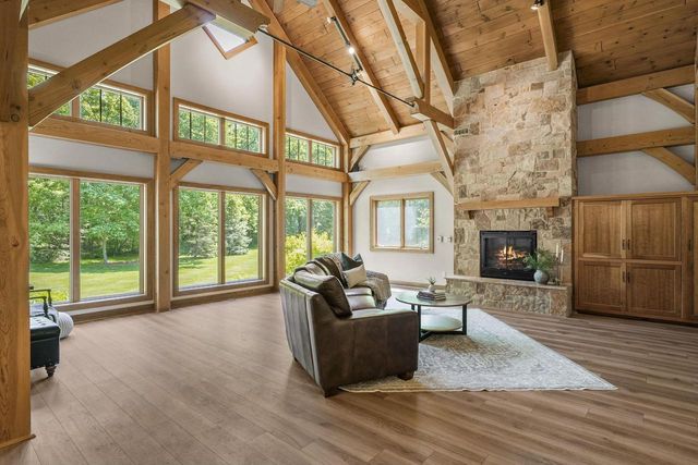 4203 Sunset Ridge, Cottage Grove, WI 53527
