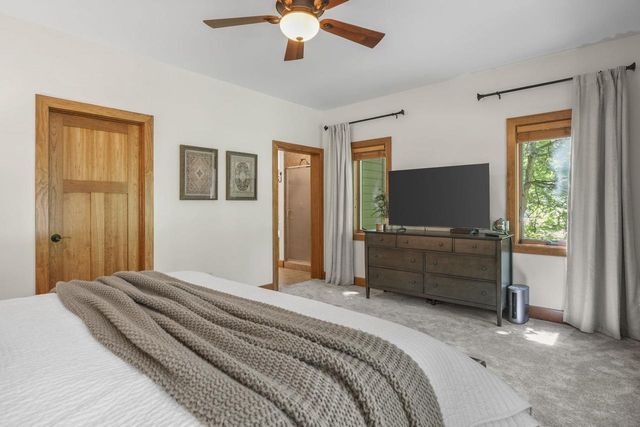 4203 Sunset Ridge, Cottage Grove, WI 53527