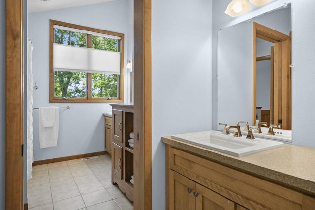 4203 Sunset Ridge, Cottage Grove, WI 53527