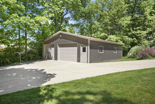 4203 Sunset Ridge, Cottage Grove, WI 53527