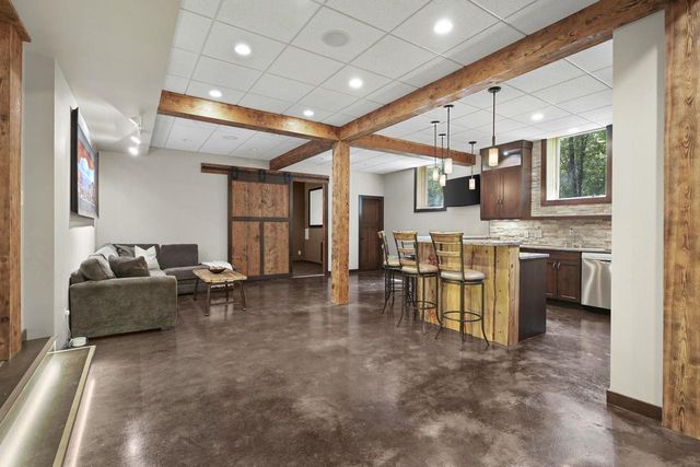 4203 Sunset Ridge, Cottage Grove, WI 53527