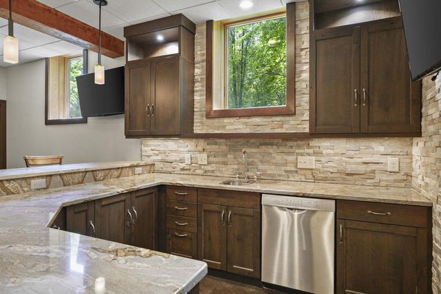 4203 Sunset Ridge, Cottage Grove, WI 53527
