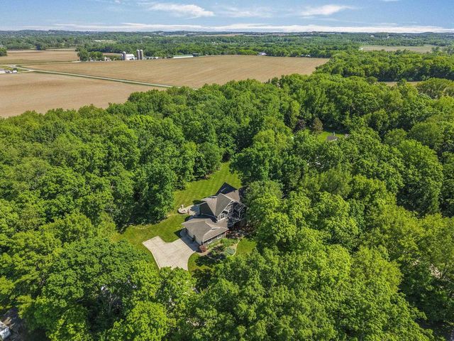 4203 Sunset Ridge, Cottage Grove, WI 53527