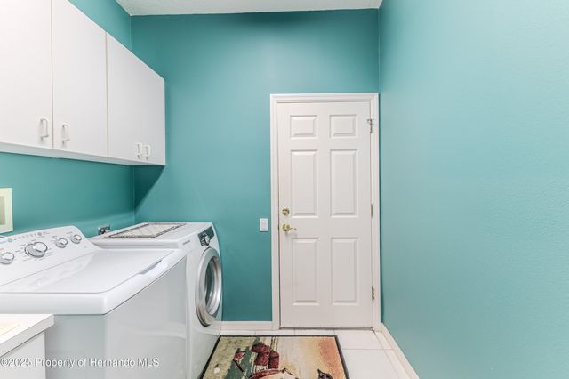 15033 Middle Fairway Drive, Spring Hill, FL 34609