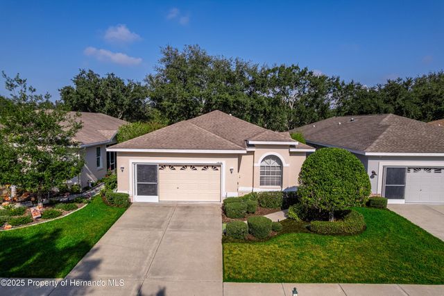 15033 Middle Fairway Drive, Spring Hill, FL 34609