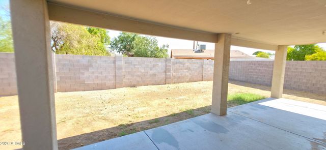 7540 W TURNEY Avenue, Phoenix, AZ 85033