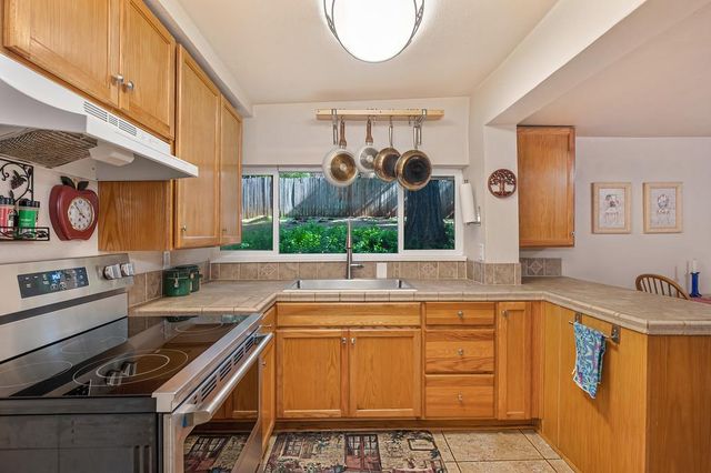 6252 Pony Express Trl, Pollock Pines, CA 95726