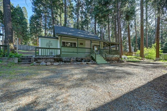 6252 Pony Express Trl, Pollock Pines, CA 95726