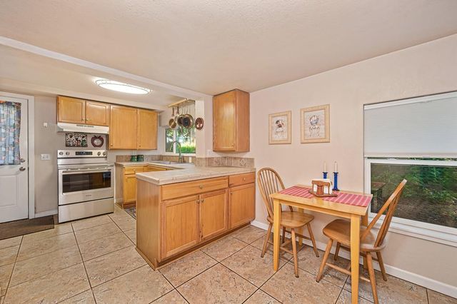 6252 Pony Express Trl, Pollock Pines, CA 95726