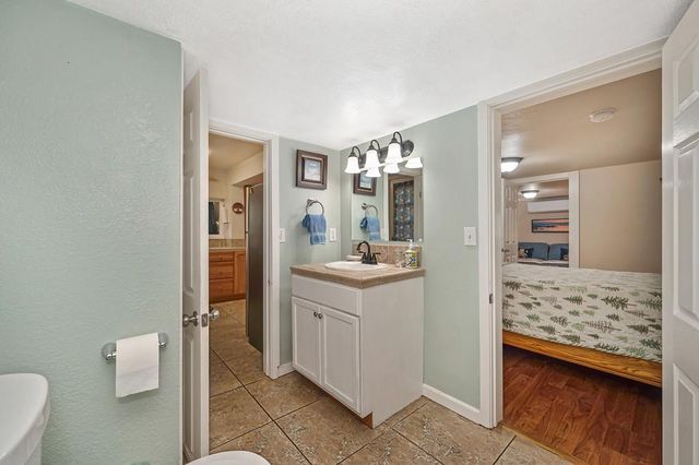 6252 Pony Express Trl, Pollock Pines, CA 95726