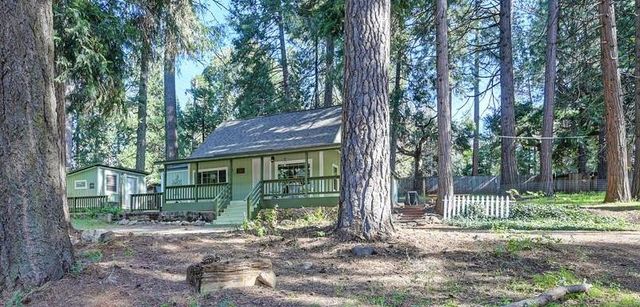 6252 Pony Express Trl, Pollock Pines, CA 95726