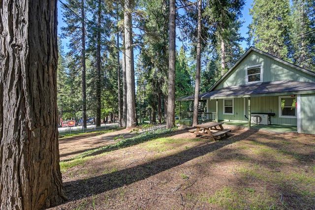 6252 Pony Express Trl, Pollock Pines, CA 95726