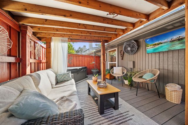 7496 E Northwest Highway 145, Dallas, TX 75231