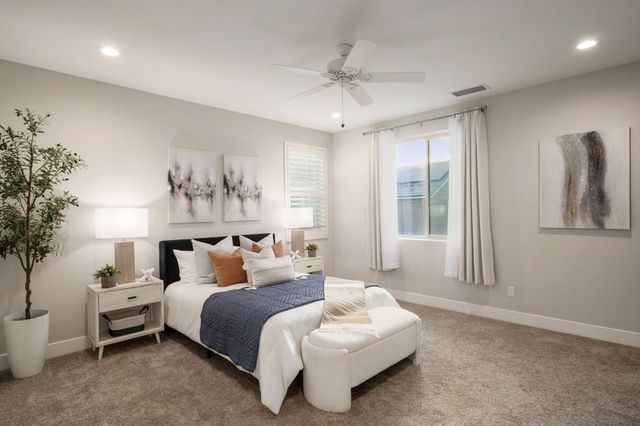4228 Vineyard Drive, Madera, CA 93636