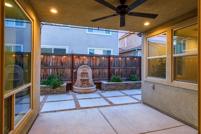 4228 Vineyard Drive, Madera, CA 93636
