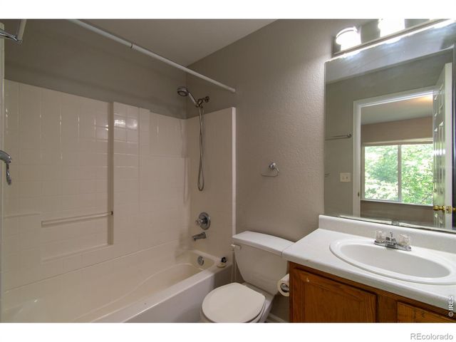 3326 Warren Farm Drive, Fort Collins, CO 80526