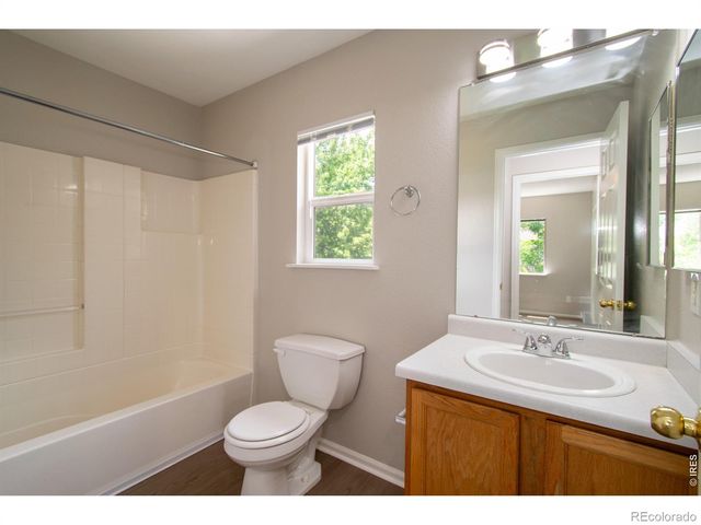 3326 Warren Farm Drive, Fort Collins, CO 80526