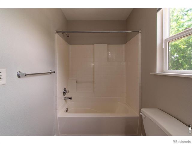 3326 Warren Farm Drive, Fort Collins, CO 80526