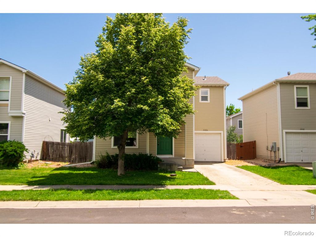 3326 Warren Farm Drive, Fort Collins, CO 80526