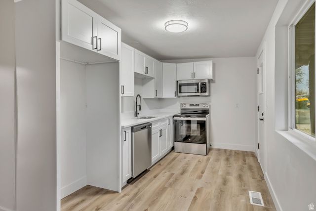1995 CLYDE ST, Layton, UT 84041